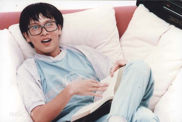 高清张雨生(Tom Zhang)在1989《想念我》专辑照中的图集