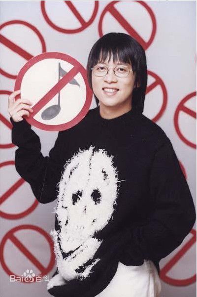 高清张雨生(Tom Zhang)在1994《卡拉OK·台北·我》专辑照中的图集