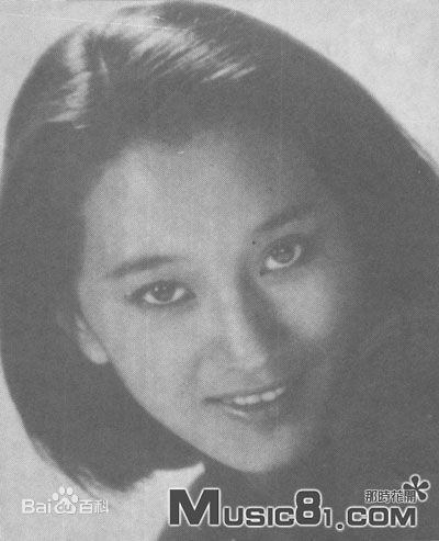 最新苏明明壁纸