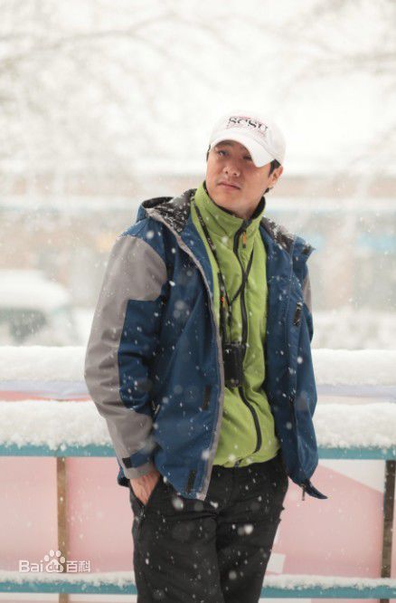 李少飞工作照图册