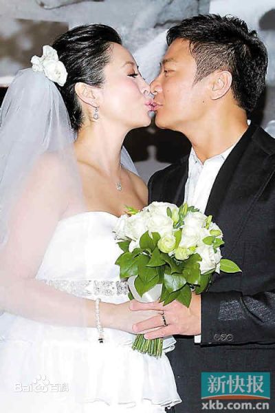 汤盈盈(Angela)与钱嘉乐婚礼素颜照壁纸