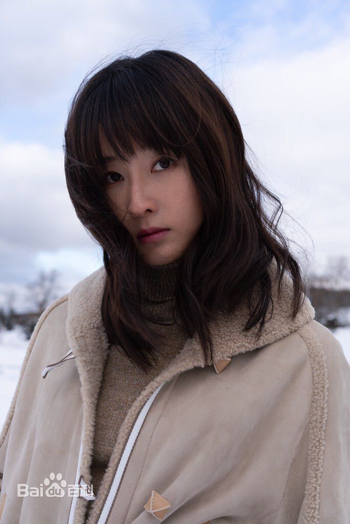 吕星辰最新杂志照图集