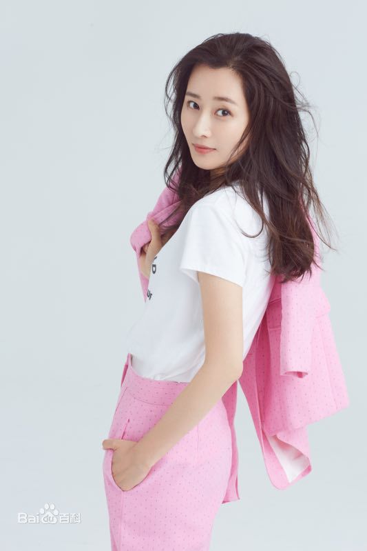 吕星辰高清照图册