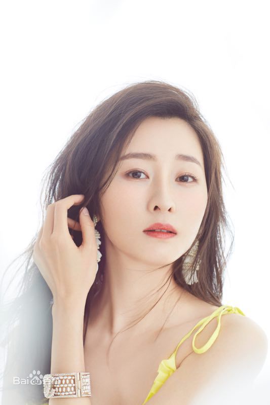 吕星辰高清照图册