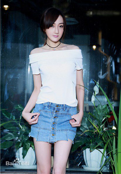 陈晓雪(AIR)最新壁纸