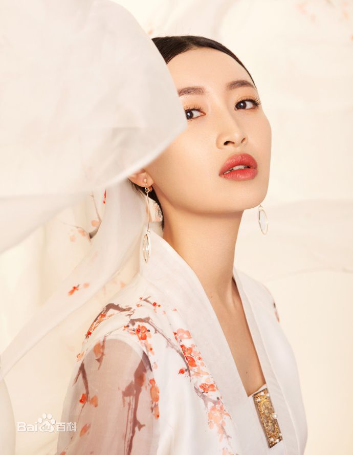 杨菲洋(Yolanda)最新图集