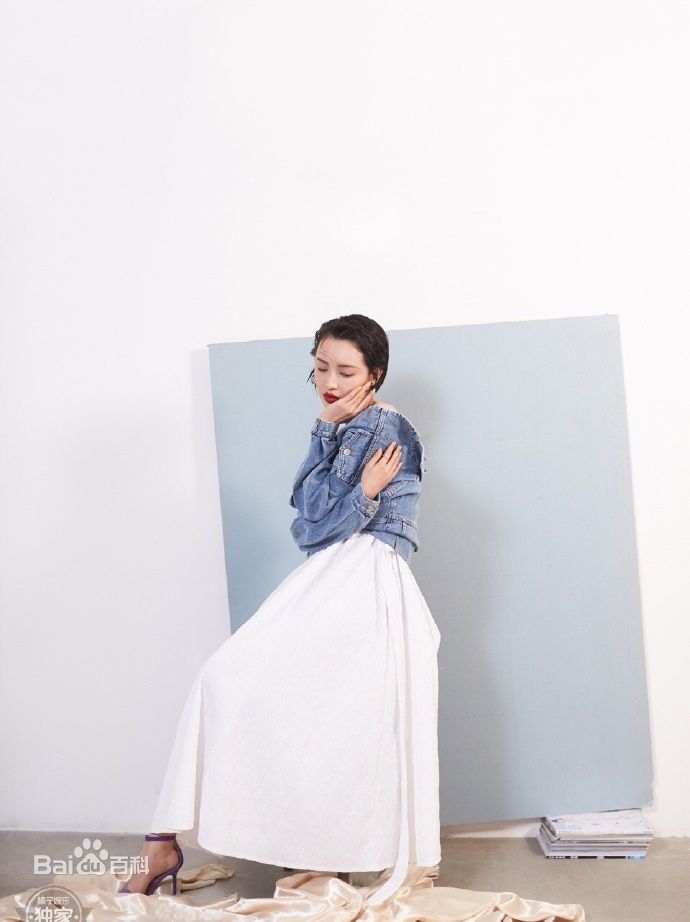 杨菲洋(Yolanda)最新图集