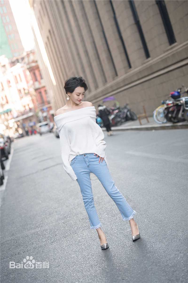 杨菲洋(Yolanda)街拍前后照片