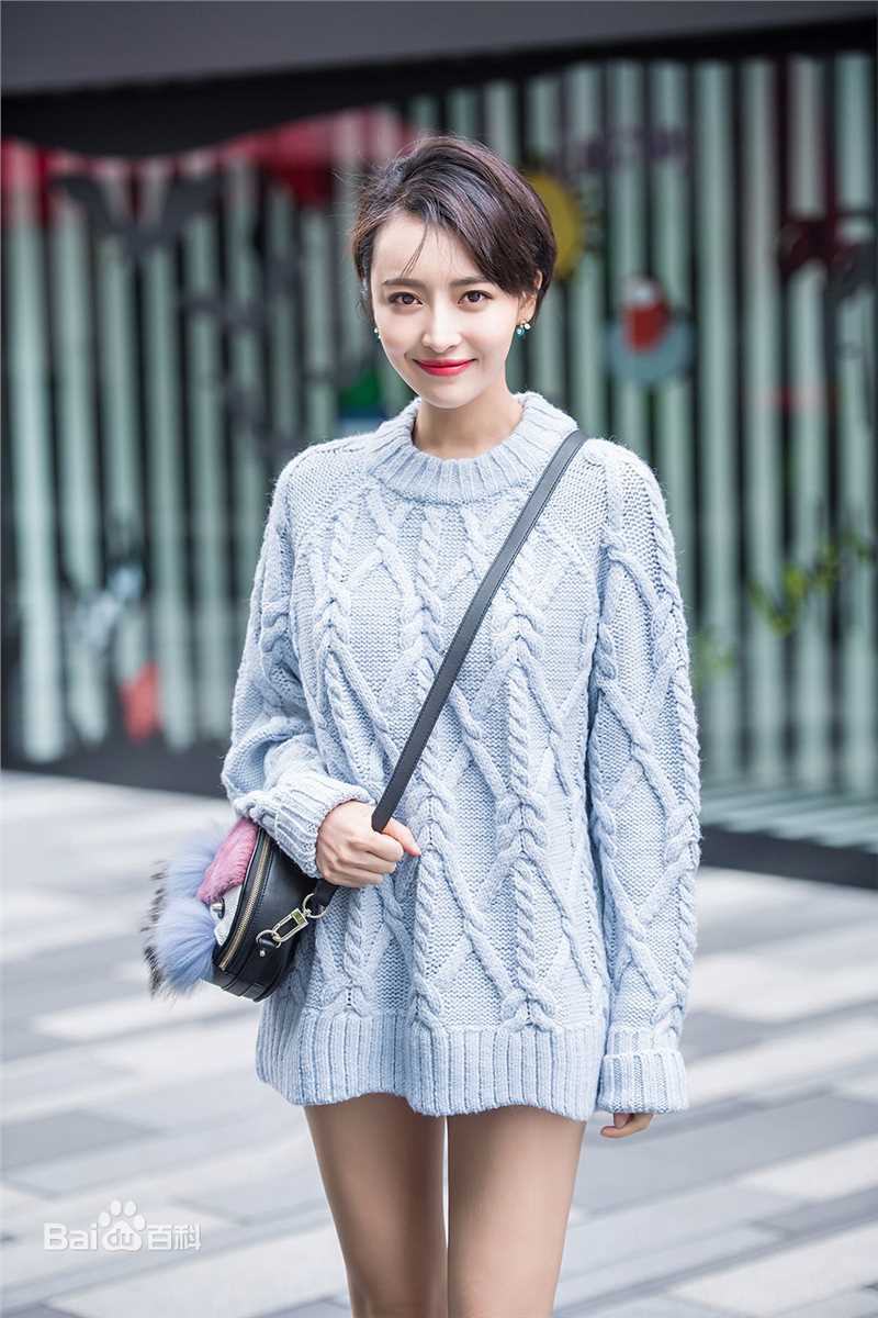 杨菲洋(Yolanda)街拍前后照片