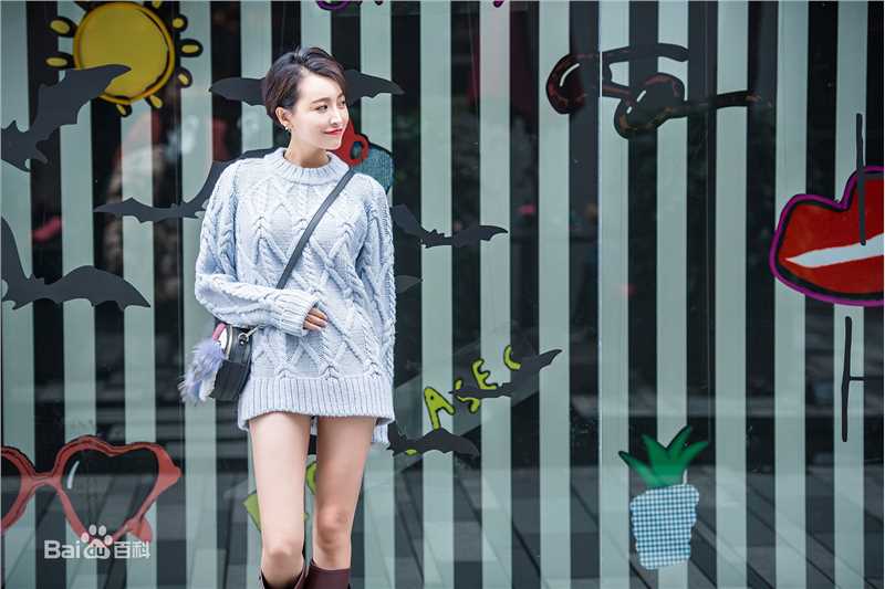 杨菲洋(Yolanda)街拍前后照片