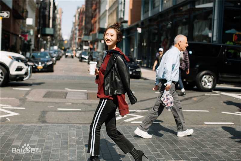 杨菲洋(Yolanda)街拍前后照片