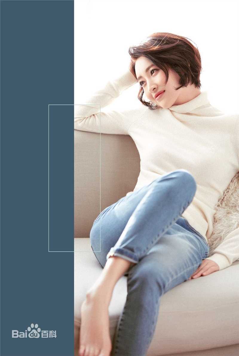 杨菲洋(Yolanda)最新时尚暖冬壁纸