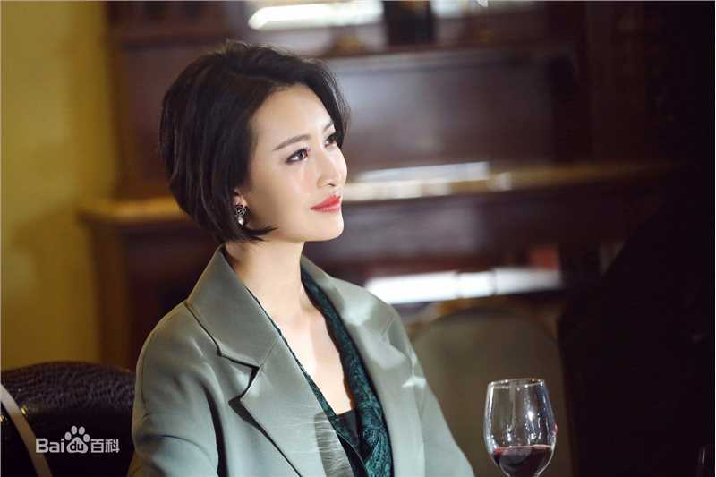 最优质杨菲洋(Yolanda)在《像我们一样年轻》饰庄妮中的相册