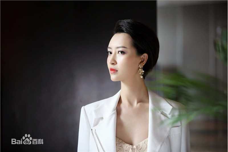 最优质杨菲洋(Yolanda)在《像我们一样年轻》饰庄妮中的相册