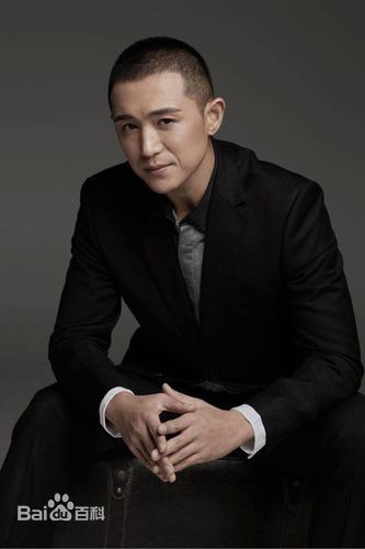 郑皓原个人素颜照壁纸