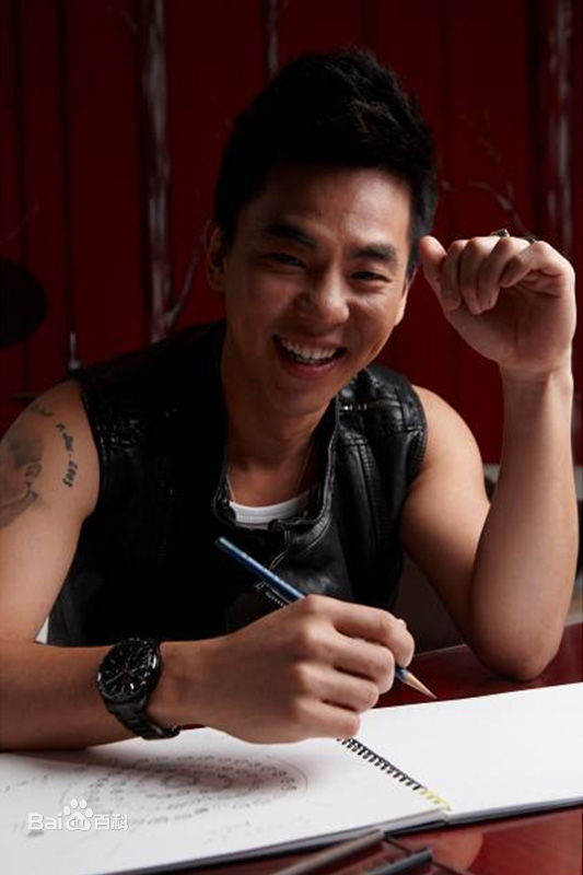 柯有伦(Alan Kuo)前后照片