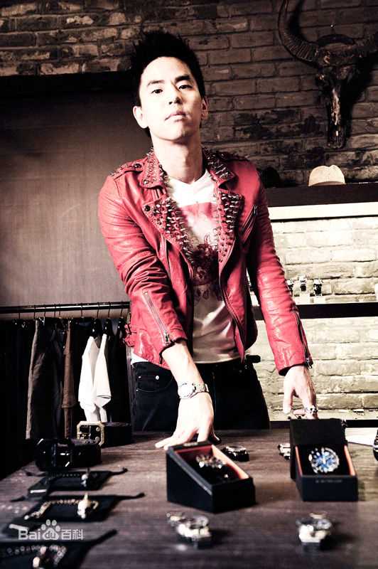 柯有伦(Alan Kuo)前后照片