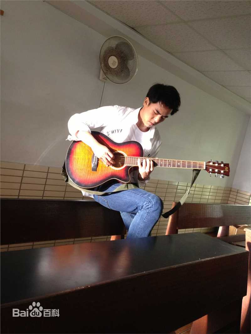 柯有伦(Alan Kuo)前后照片