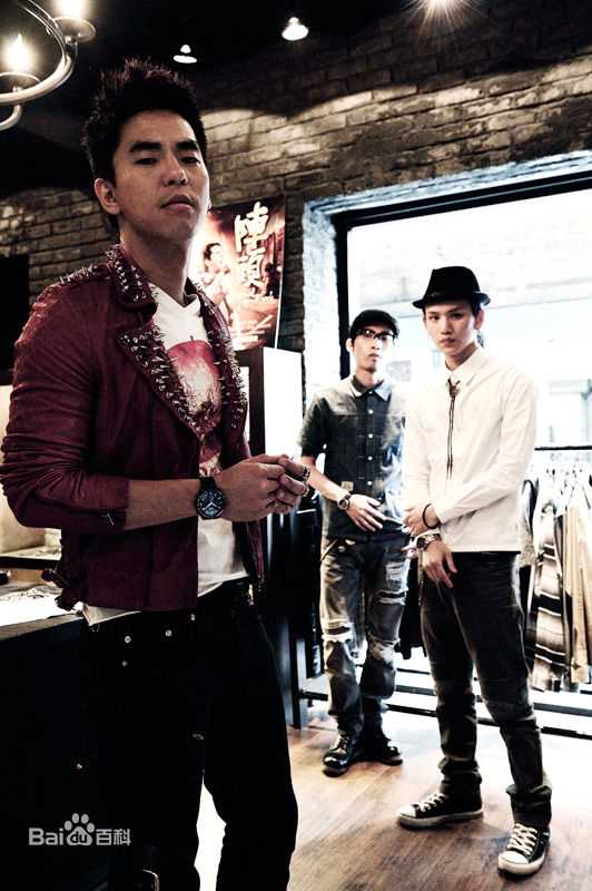 柯有伦(Alan Kuo)前后照片