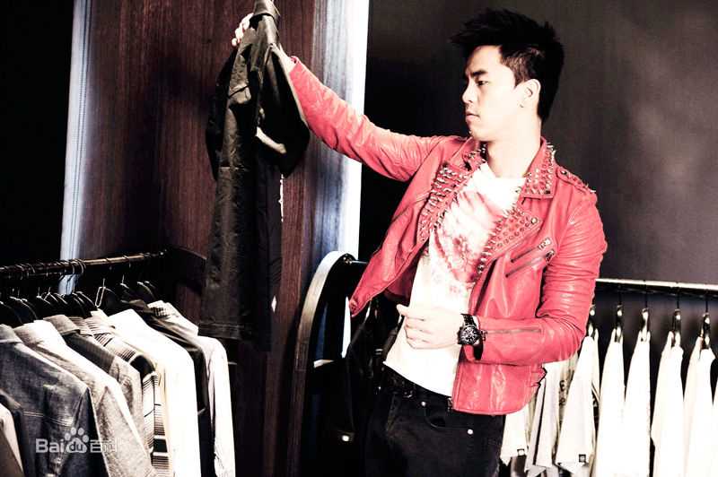 柯有伦(Alan Kuo)前后照片