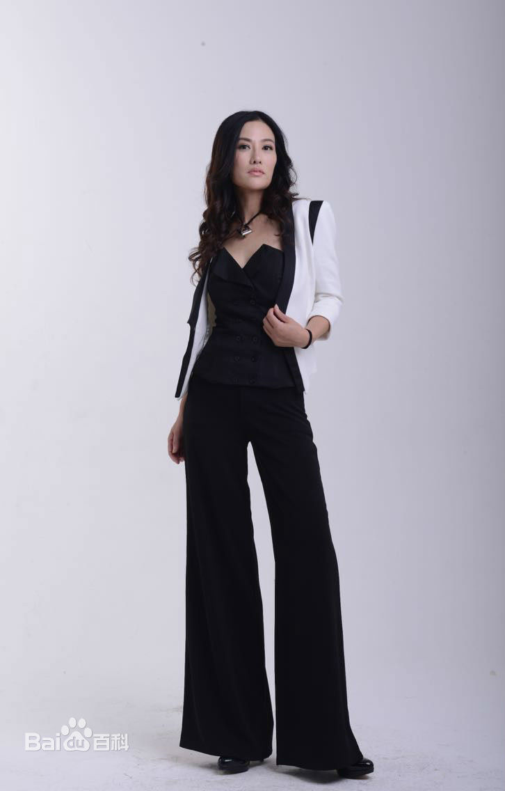 童彤(Terrna)童荣庆前后照片