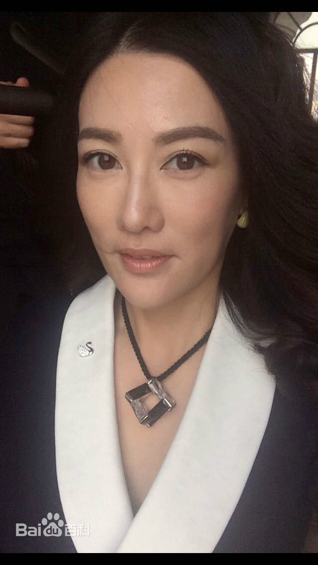 童彤(Terrna)童荣庆前后照片