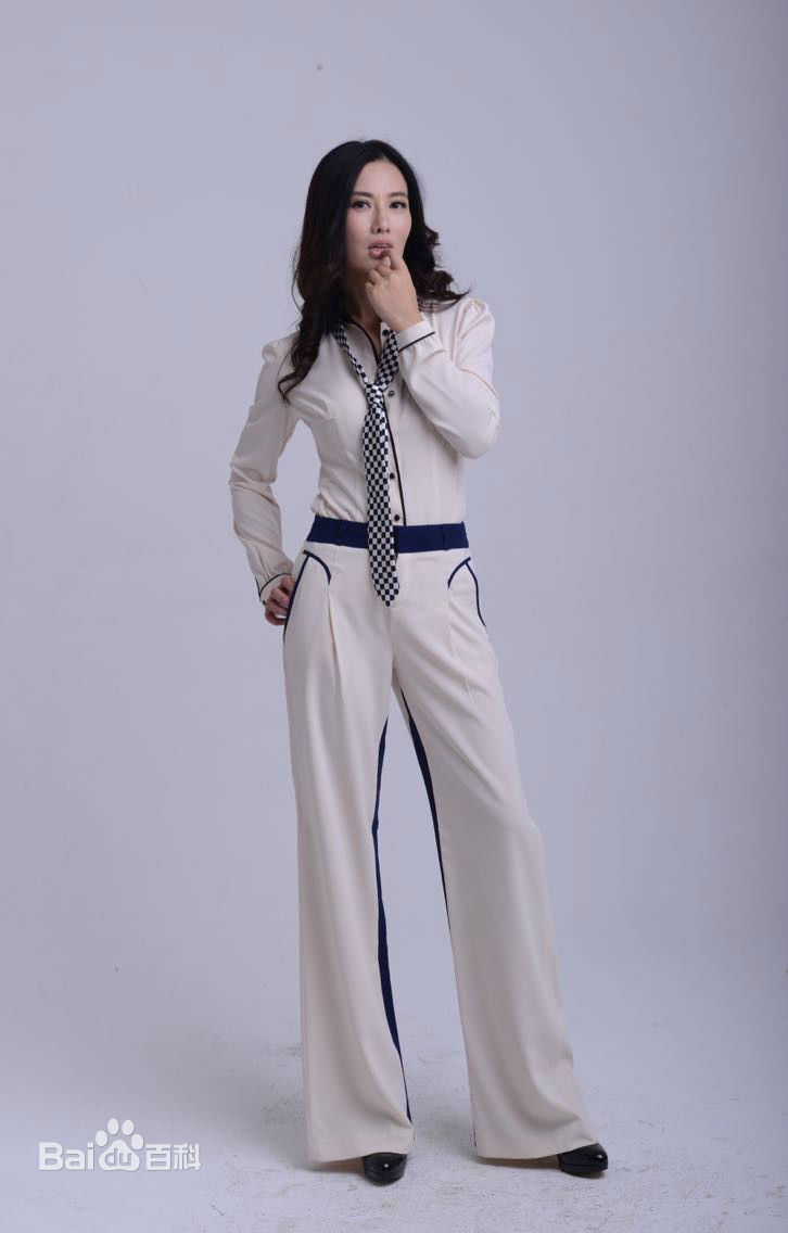 童彤(Terrna)童荣庆前后照片