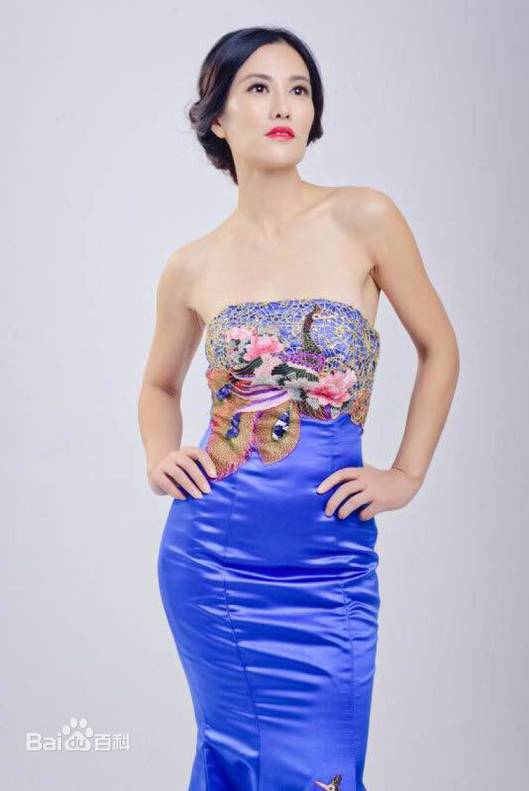 童彤(Terrna)童荣庆前后照片