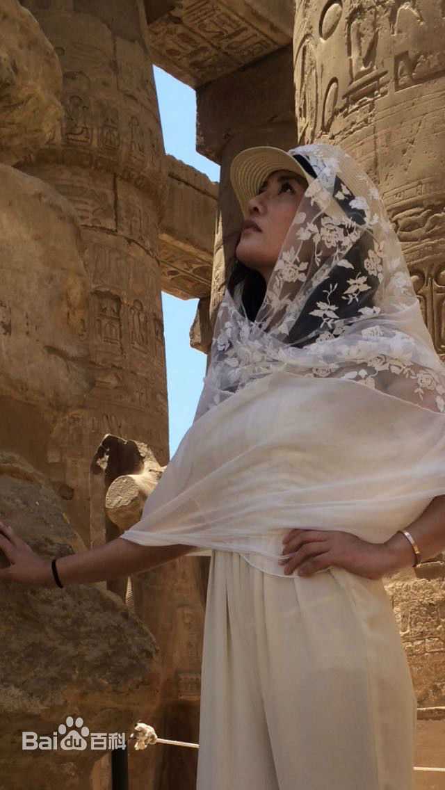 童彤(Terrna)童荣庆前后照片