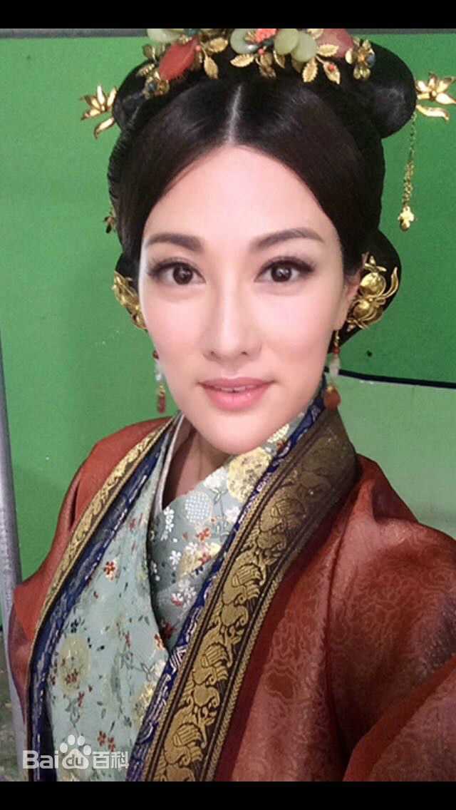 童彤(Terrna)童荣庆前后照片