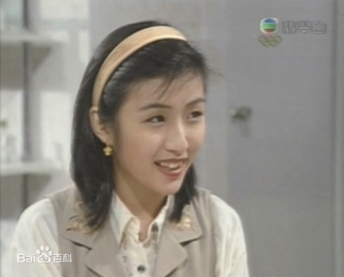 何婉盈前后照片