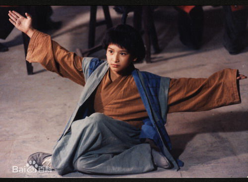 肖明玉电影作品集素颜照相册