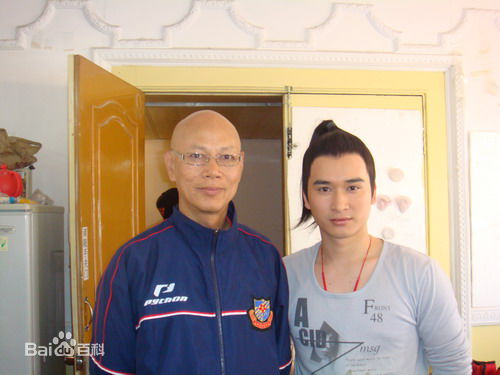 肖明玉电影作品集素颜照相册