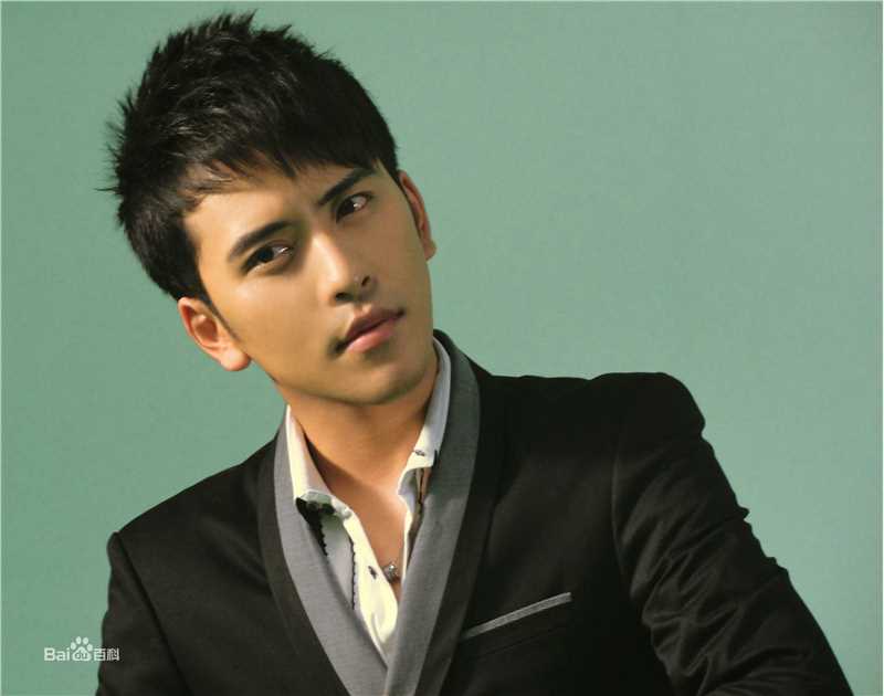 扎西顿珠艺术照图片图集