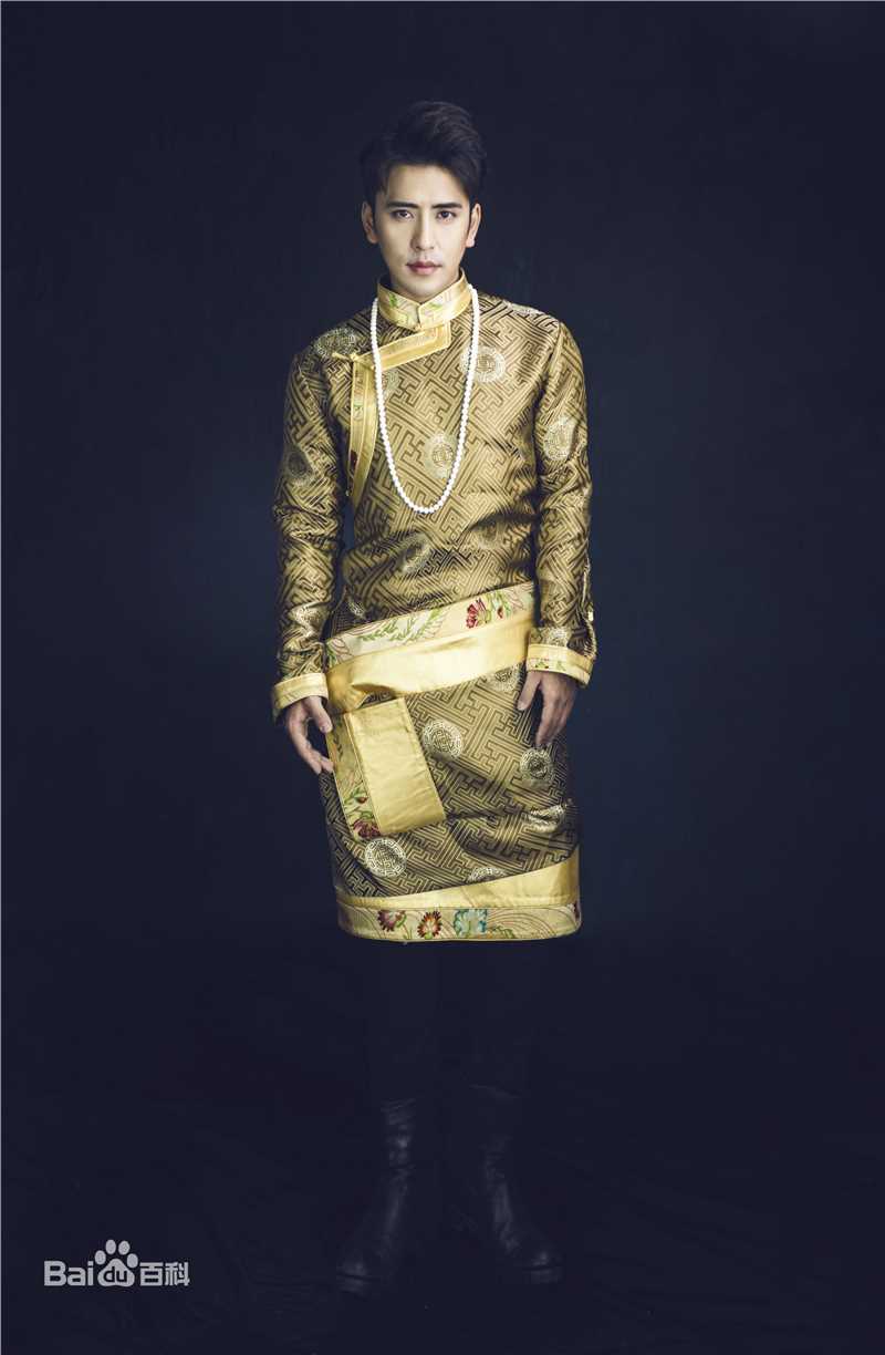 扎西顿珠艺术照图片图集