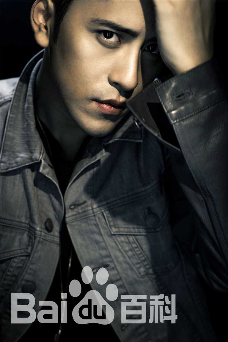 扎西顿珠艺术照图片图集