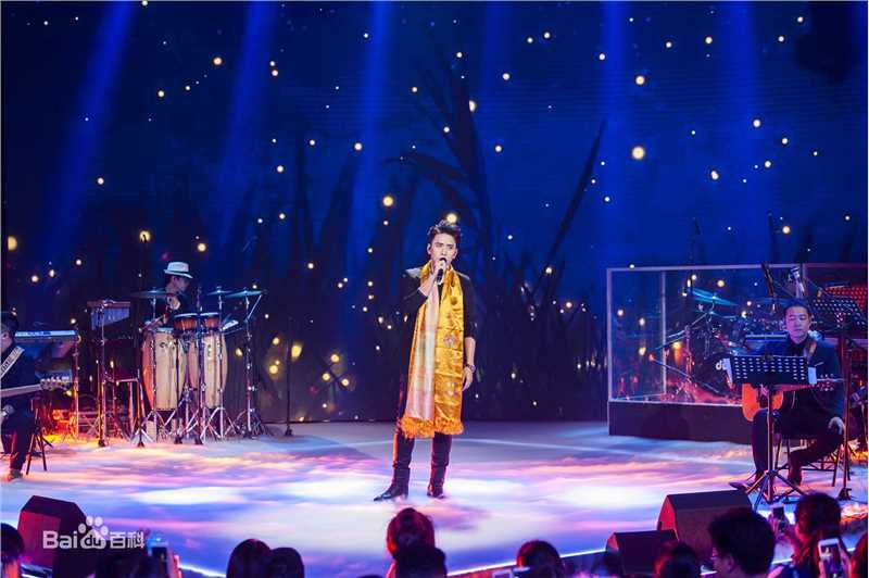 精选扎西顿珠在扎西在央视成功举办《幸福等待》个人演唱会中的图册