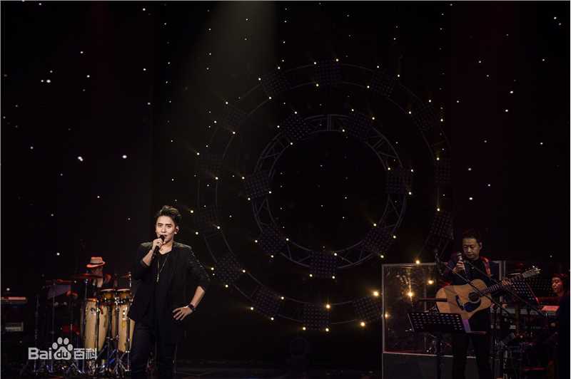 精选扎西顿珠在扎西在央视成功举办《幸福等待》个人演唱会中的图册