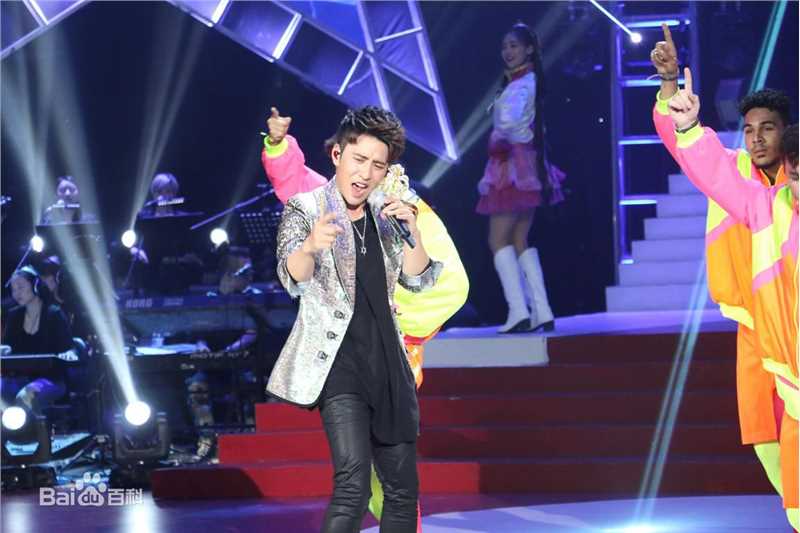 扎西顿珠扎西参加央视星光大道超级版的比赛素颜照相册