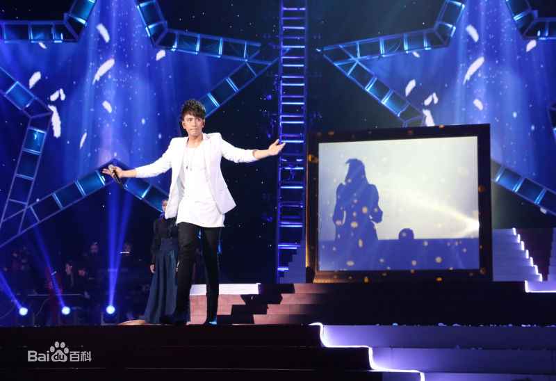 扎西顿珠扎西参加央视星光大道超级版的比赛素颜照相册