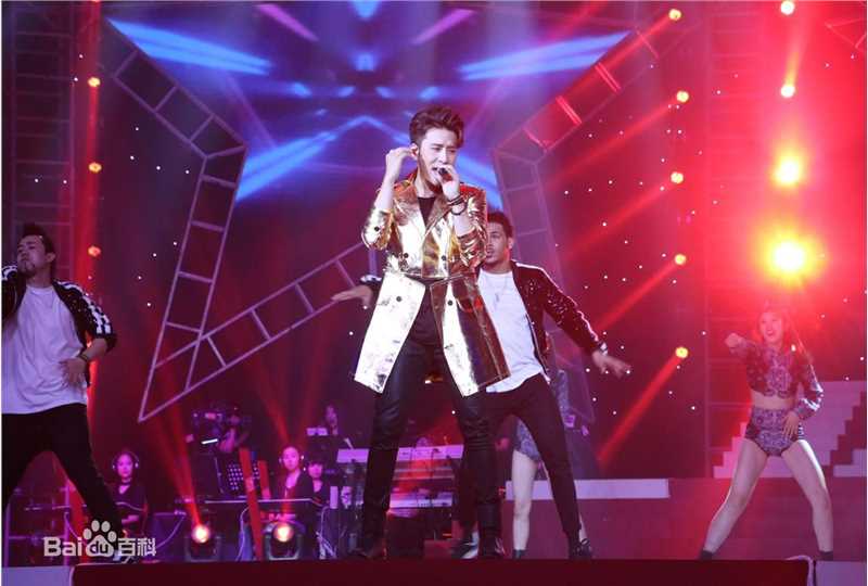 扎西顿珠扎西参加央视星光大道超级版的比赛素颜照相册