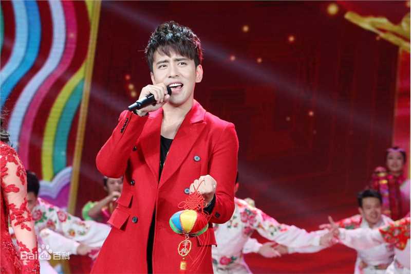 扎西顿珠演出照片前后照片