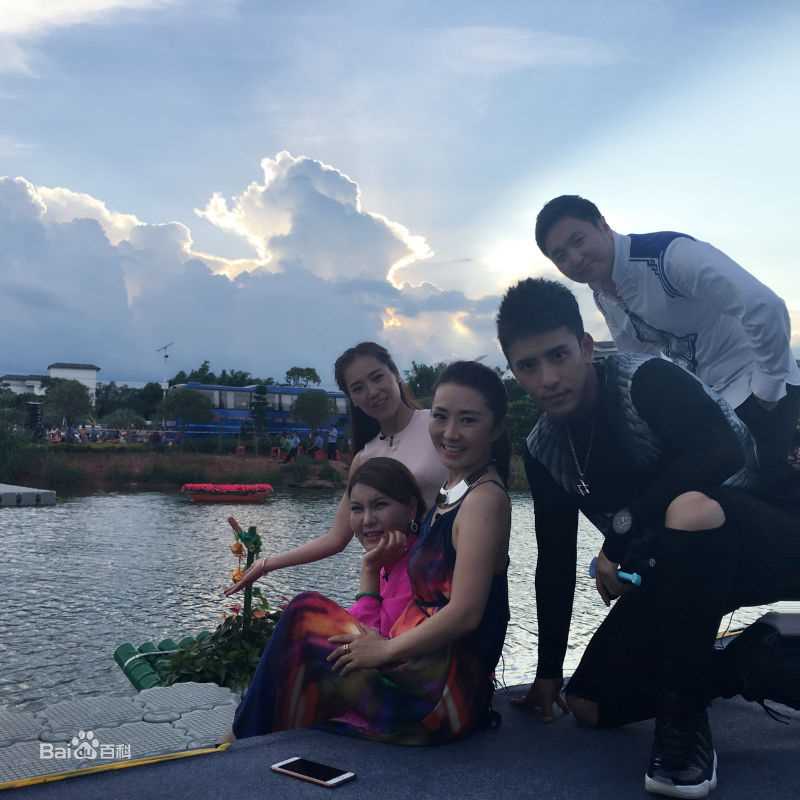 高清扎西顿珠在《寻找刘三姐》中的图集