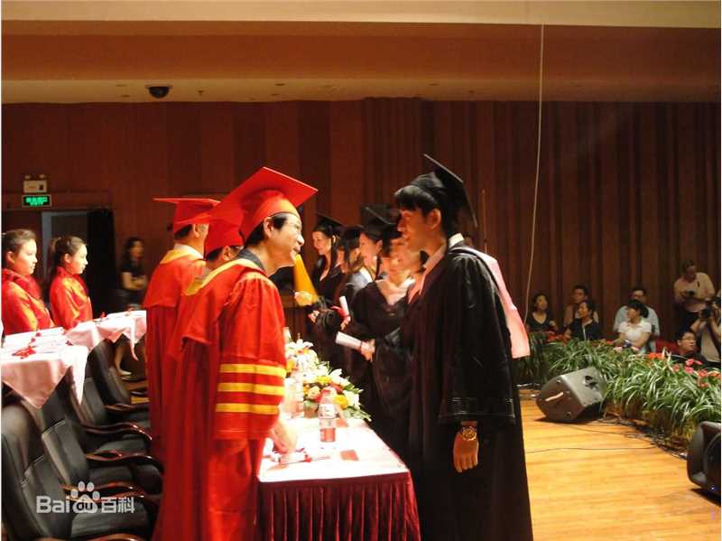 扎西顿珠毕业照片生活照相册