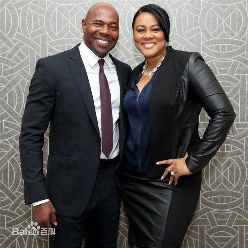 安东尼·福奎阿(Antoine Fuqua)与妻子莱拉·罗琼素颜照相册