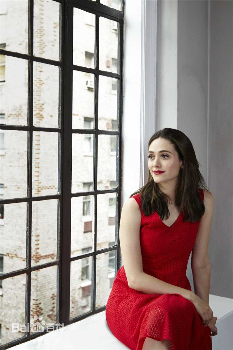 高清艾米·罗森(Emmy Rossum)图片
