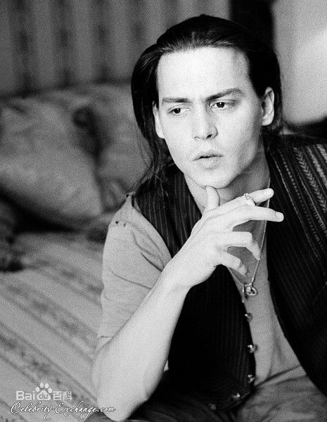 约翰尼·德普(Johnny Depp)年轻时的前后照片