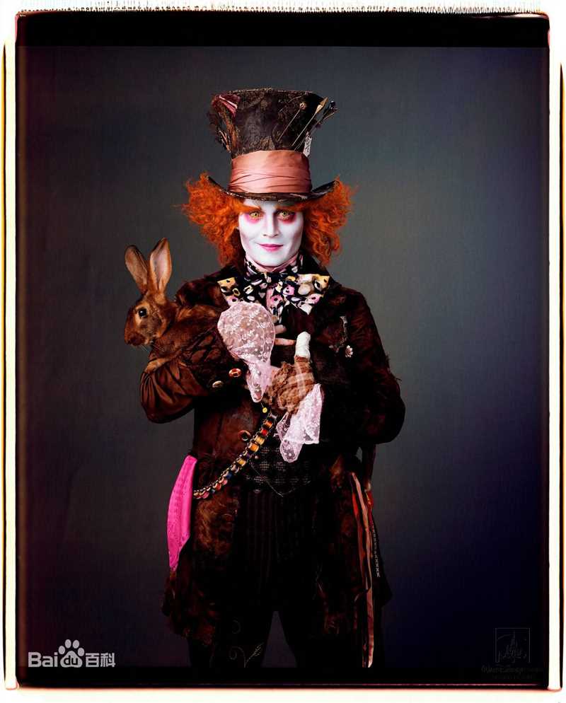 最全约翰尼·德普(Johnny Depp)在《爱丽丝梦游仙境》饰 疯帽子中的壁纸