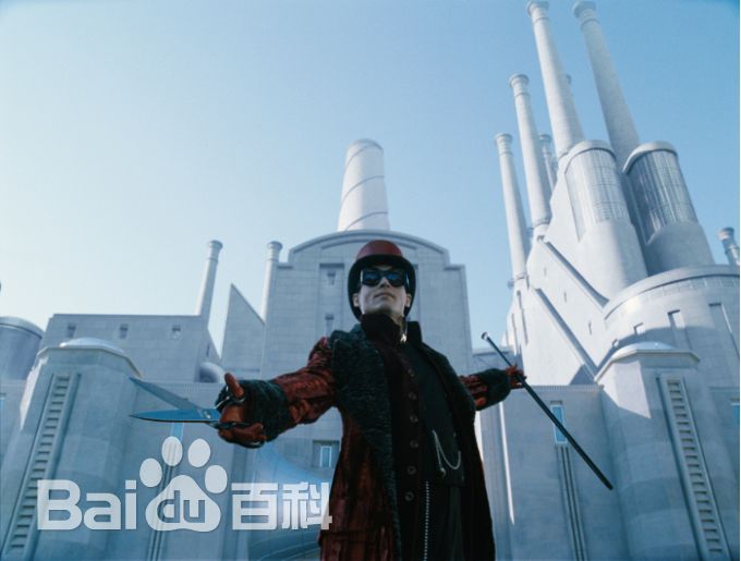 约翰尼·德普(Johnny Depp)在《查理和巧克力工厂》饰威利旺卡中的