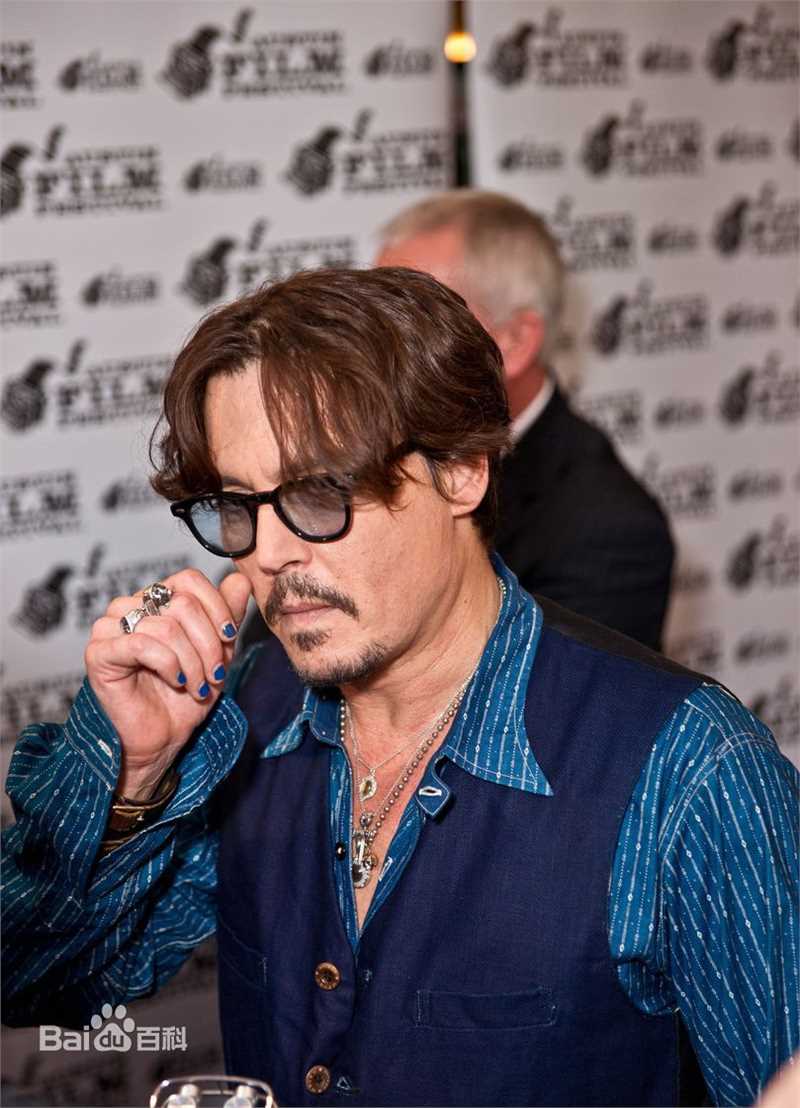 最全约翰尼·德普(Johnny Depp)精彩图册